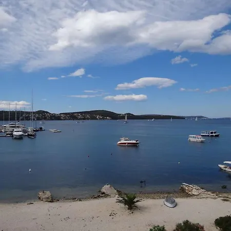 公寓 Judita 特罗吉尔